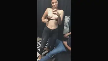 Ngentot Liar Gadis Cantik Sampai Becek Puas
